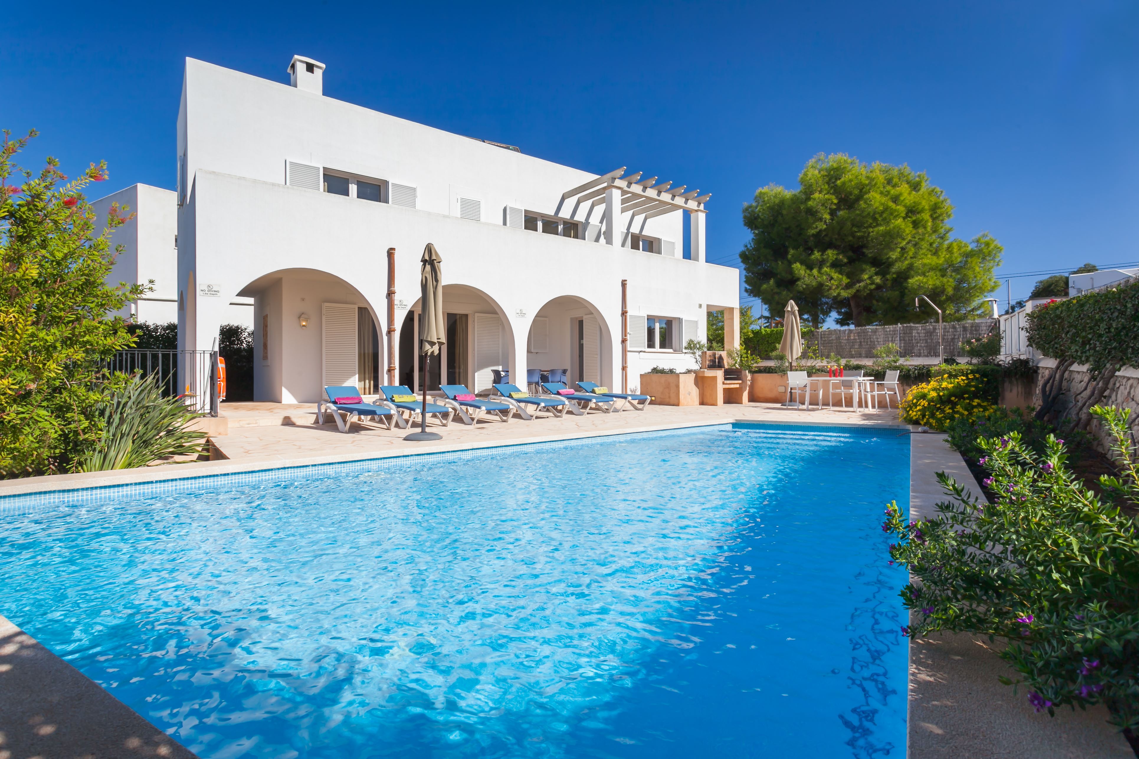 Villa Alicia Cala d'Or Mallorca Luxury Private Villa Black Opal