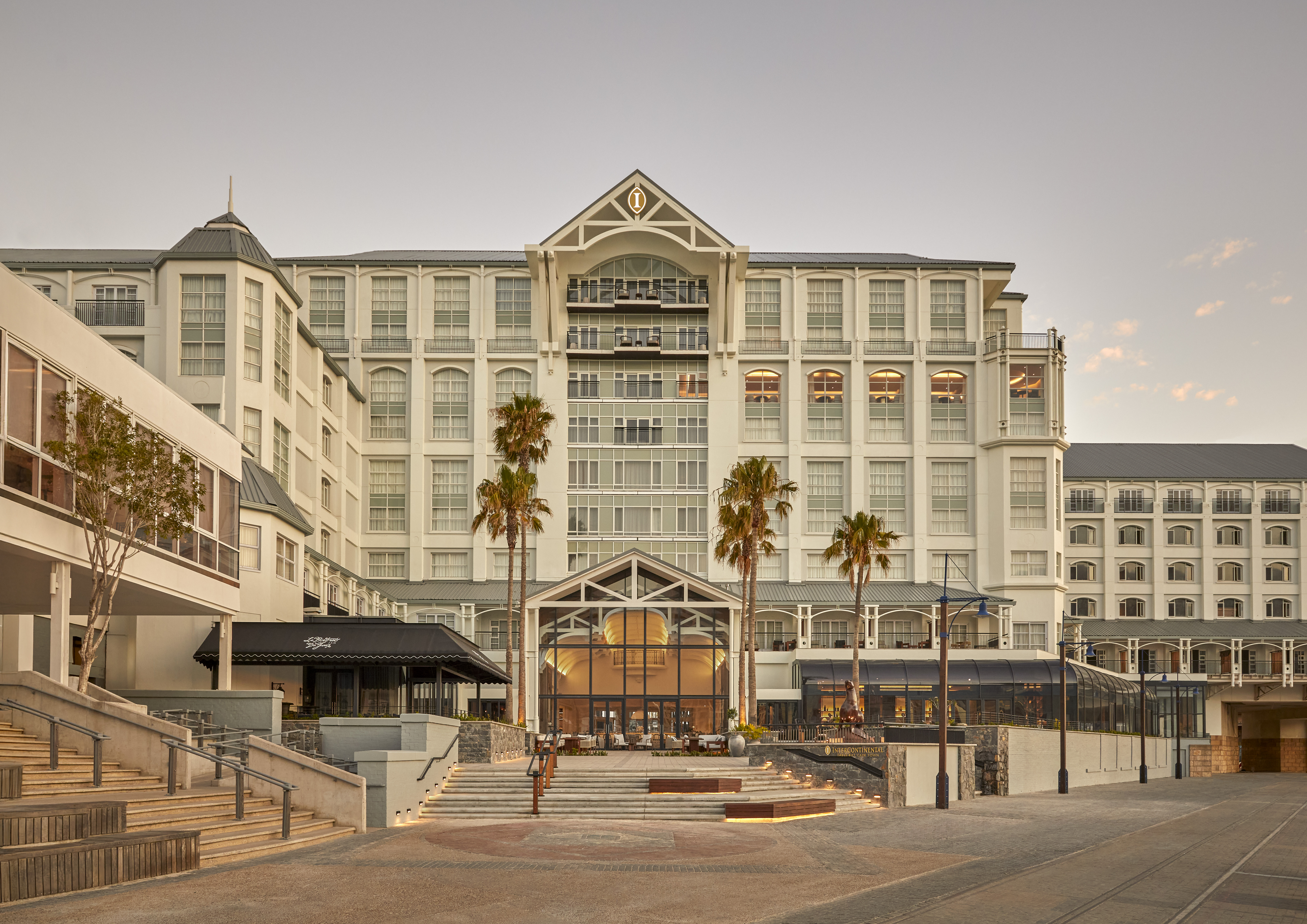 Intercontinental Table Bay